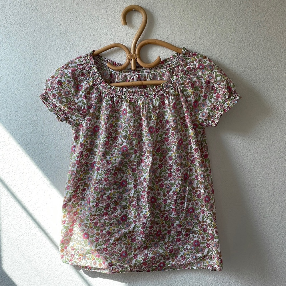 Uniqlo Liberty of London style print flowy top S/M